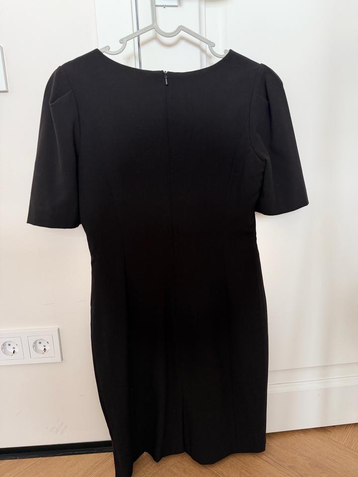 Платье коктельное executive