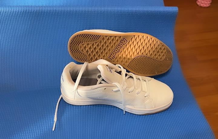 Продам кеды Reebok