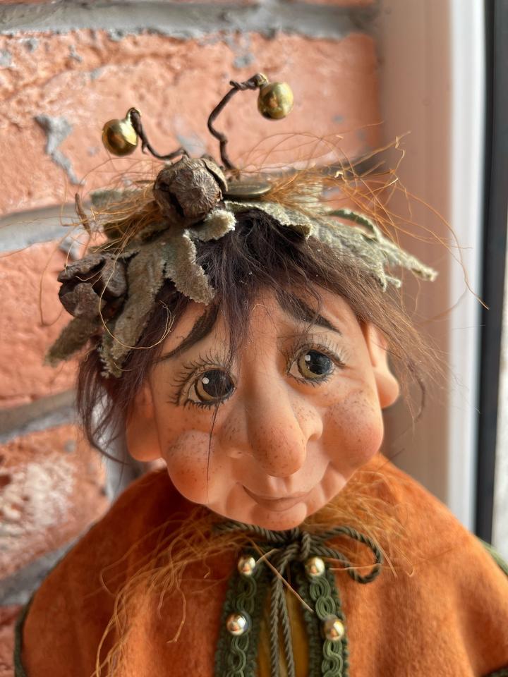 Коллекционная фарфоровая кукла-эльф Mirtillo (Montedragone, Италия)