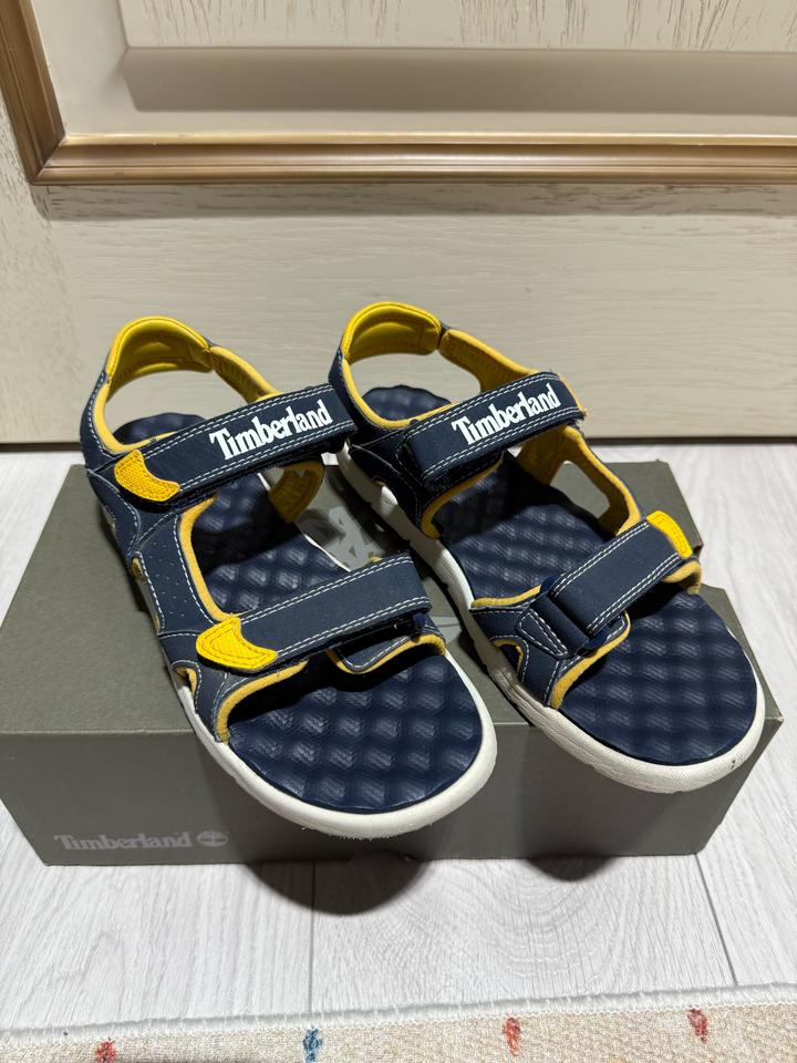 Сандалии Timberland.