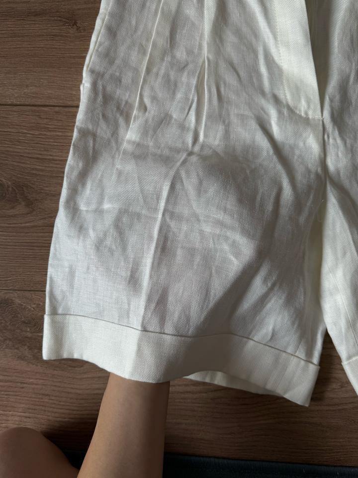 Льняные шорты Massimo Dutti