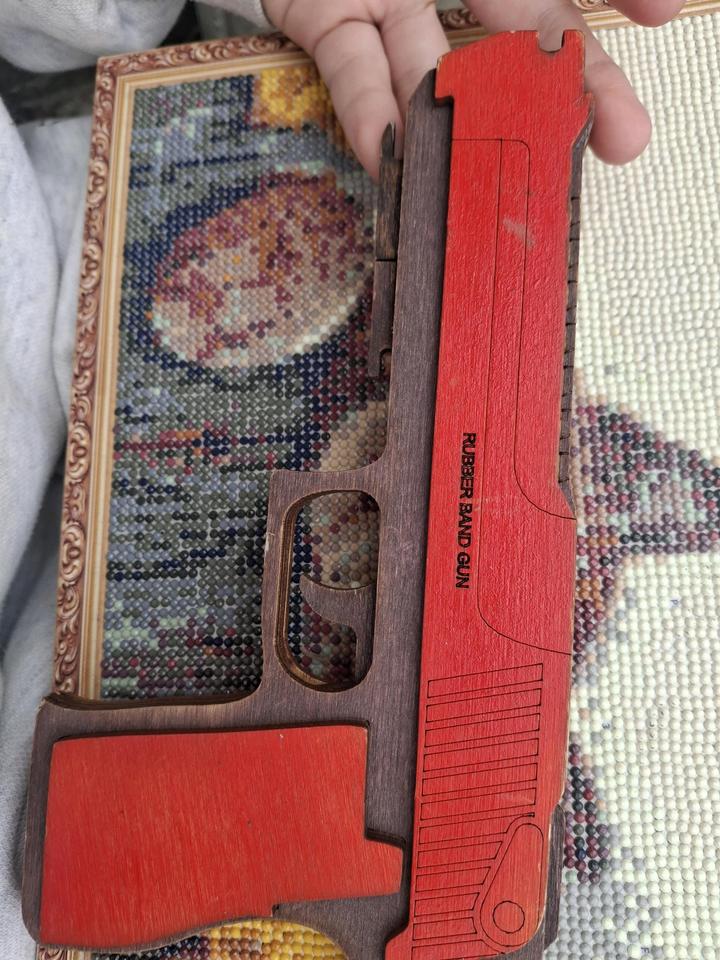 продаём игрушки
