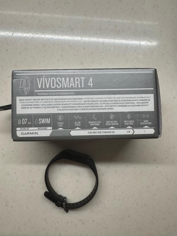 Garmin vivosmart 4