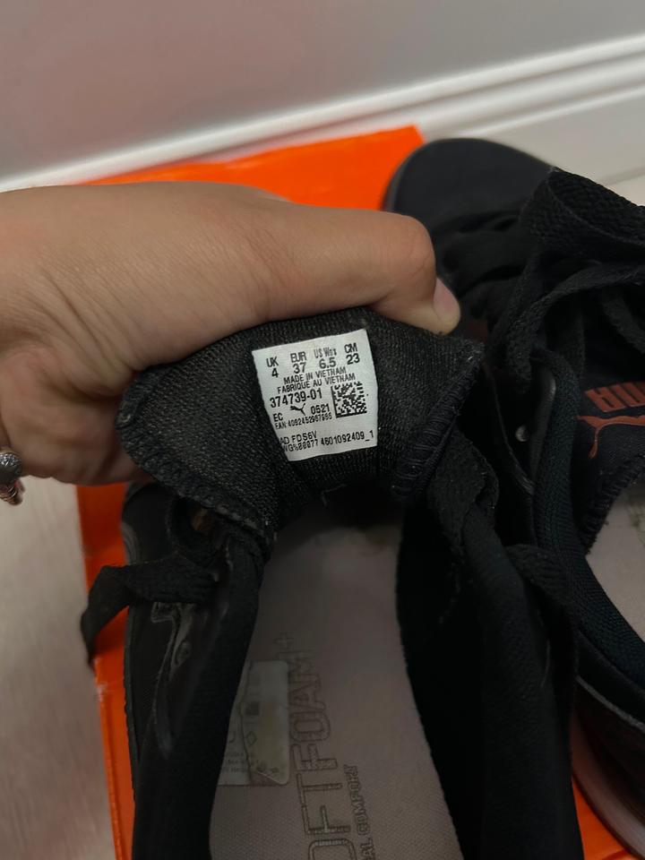 Женские кроссовки PUMA