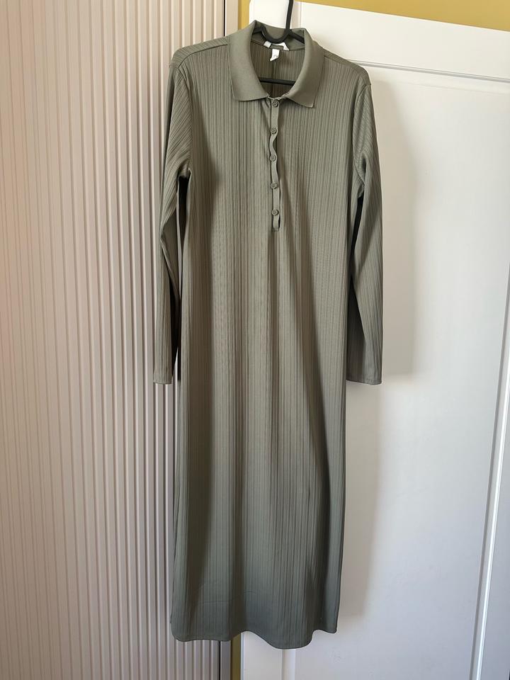 Платье H&M