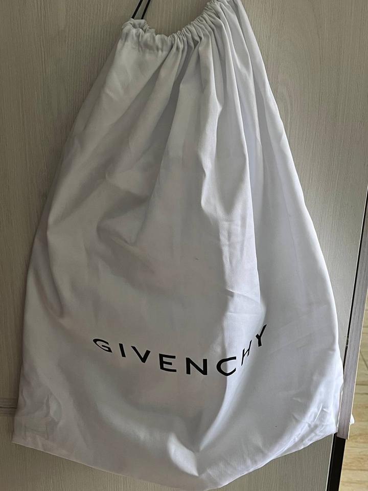 Кожаная сумка Givenchy Antigona оригинал