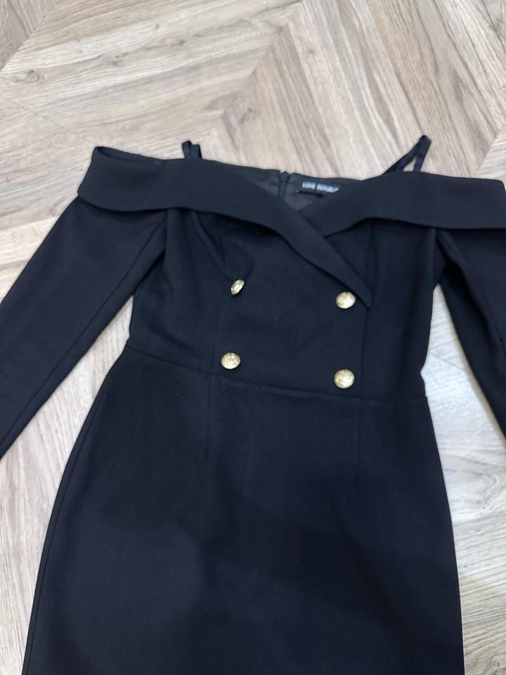 Элегантное платье Love Republic