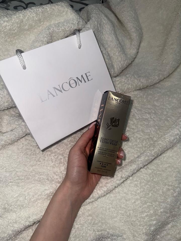 Тональное средство от Lancôme