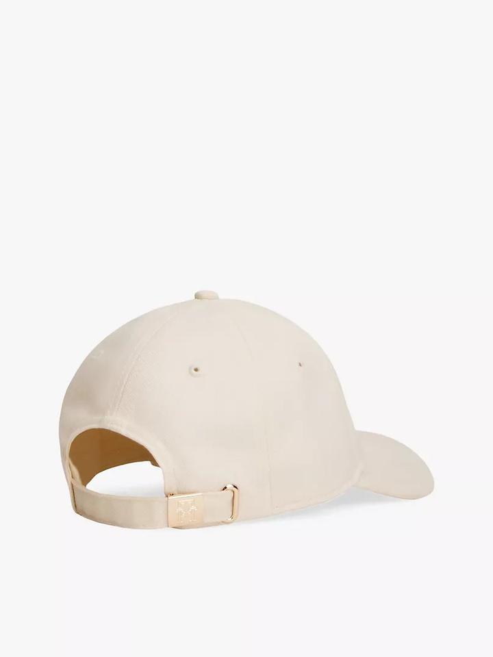кепка от Tommy Hilfiger