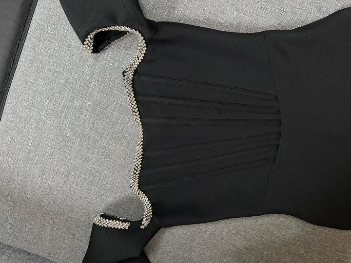 Бандажное платье