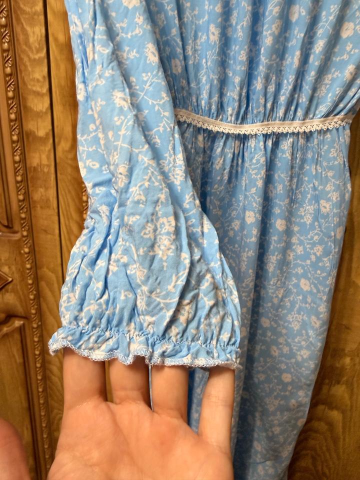 Нежное платье макси в цветочный принт