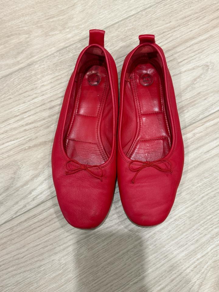 Продам кожаные балетки Massimo dutti 38 размер