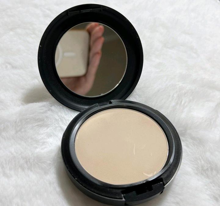 Пудра Mac Studio Fix цвет NC10 оригинал