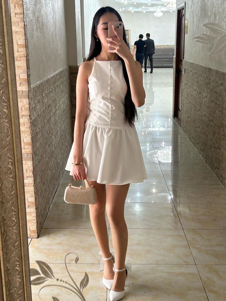 Белое платье от Zara