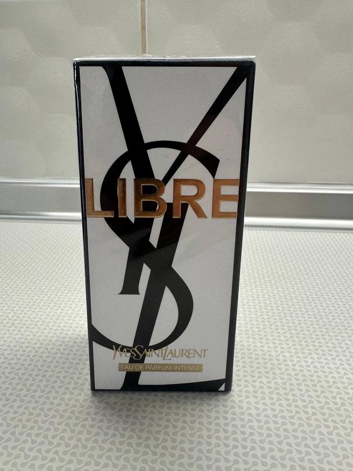 Парфюмерная вода Yves Saint Laurent Libre Intense 90 мл