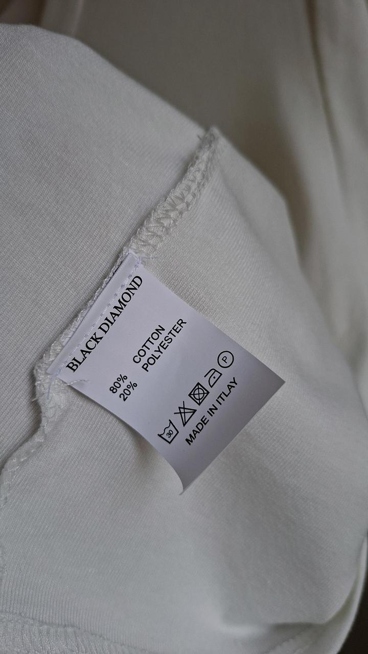 Итальянская футболка от Black Diamond