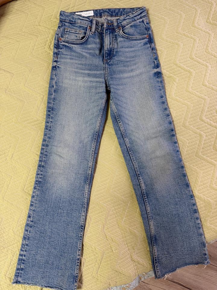 Джинсы zara