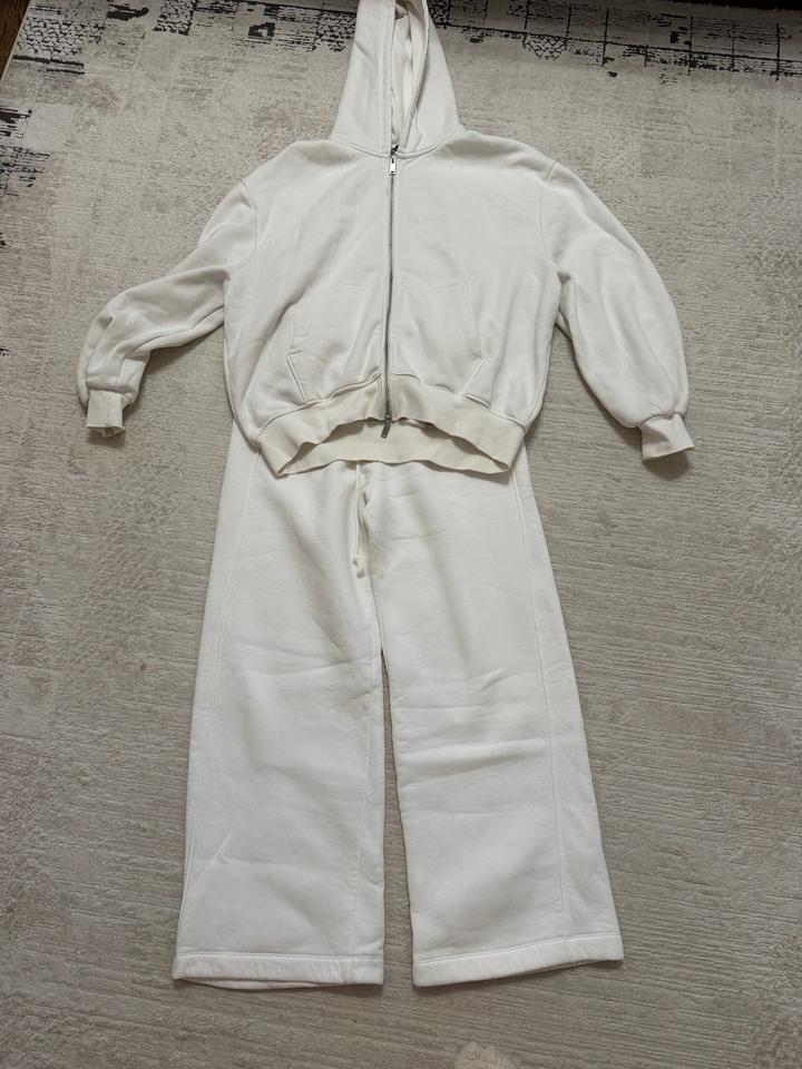 костюм Zara