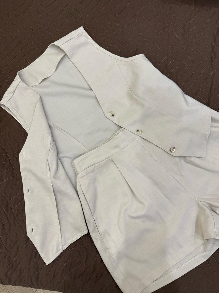 Двойка жилет+шорты