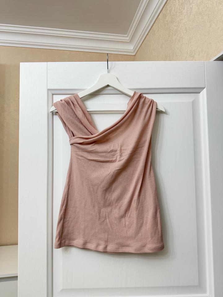 Топ Massimo Dutti