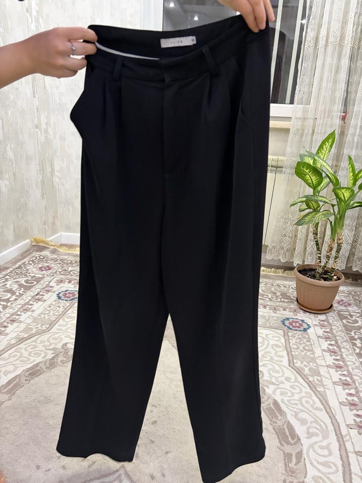 Штаны классические свободные