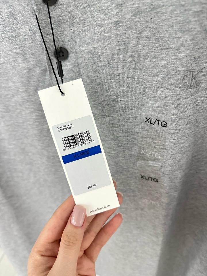 Серая футболка Calvin Klein