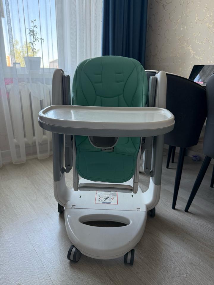 Стульчик для кормления tatami