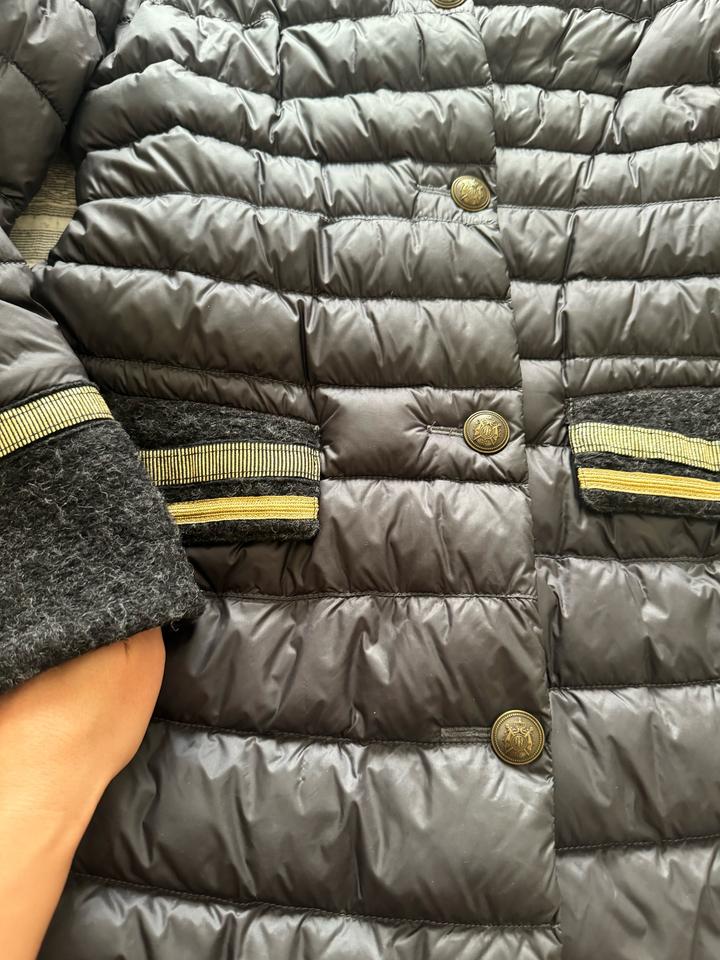 Легкий пуховик Италия