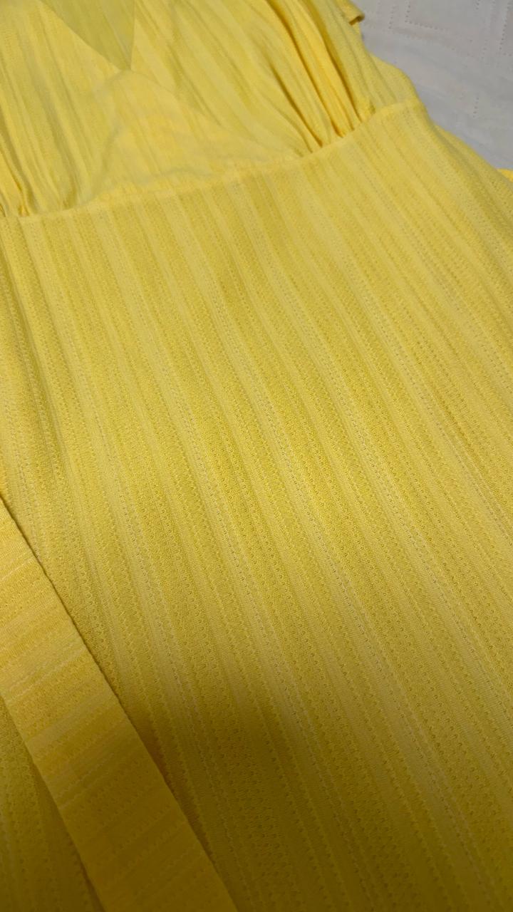 Желтое платье Reserved