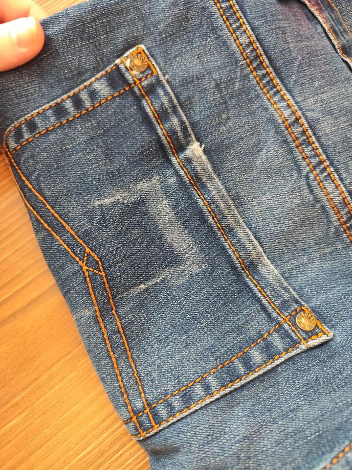 Джинсы.Армани.