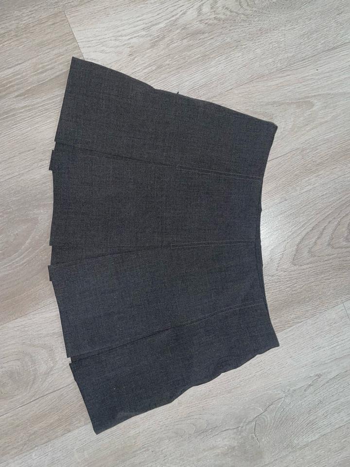 Юбка шорты серая Zara XS