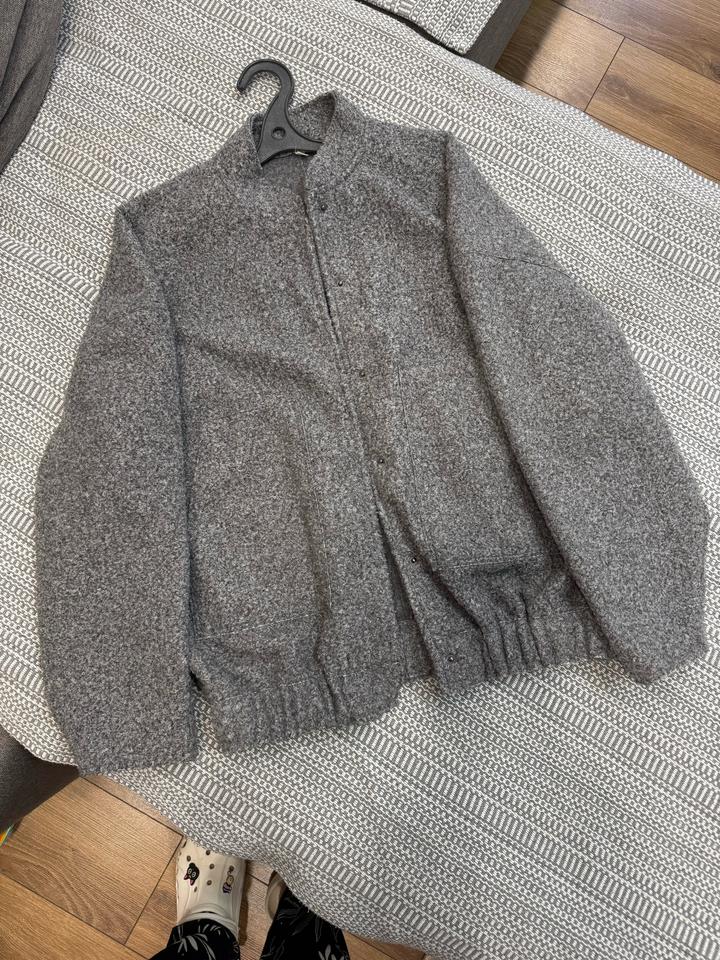 Бомбер под Zara