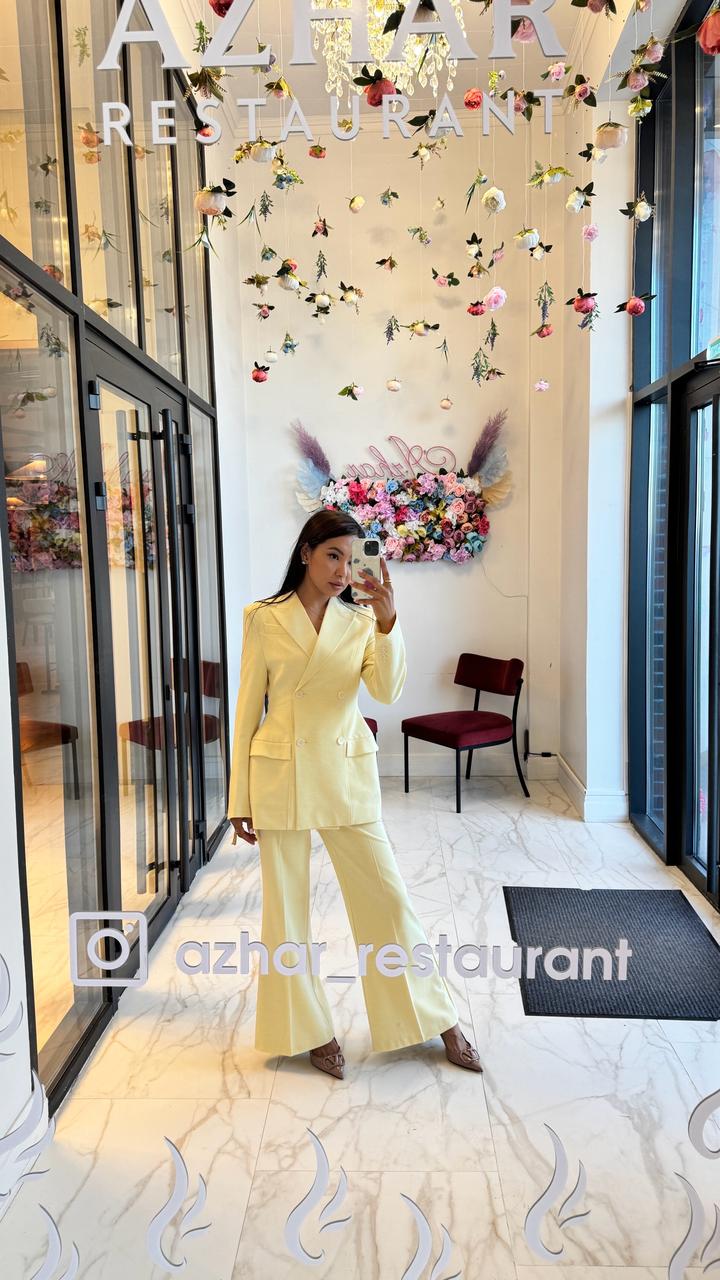 Продам костюм от кз Бренда