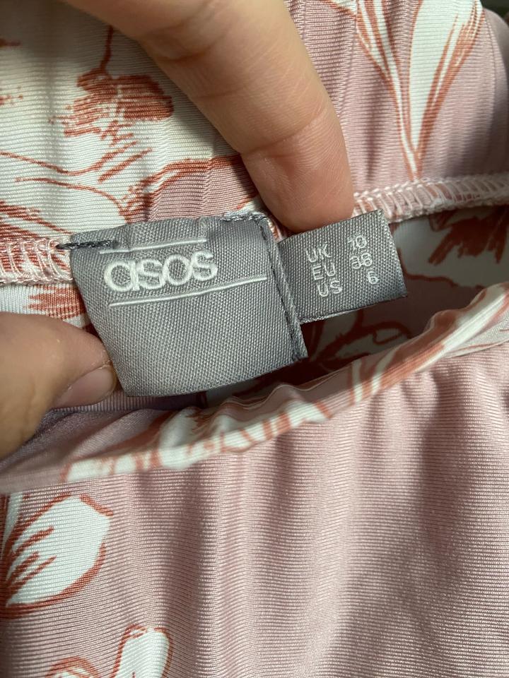 Платье Asos, размер S/M. Свободного кроя.