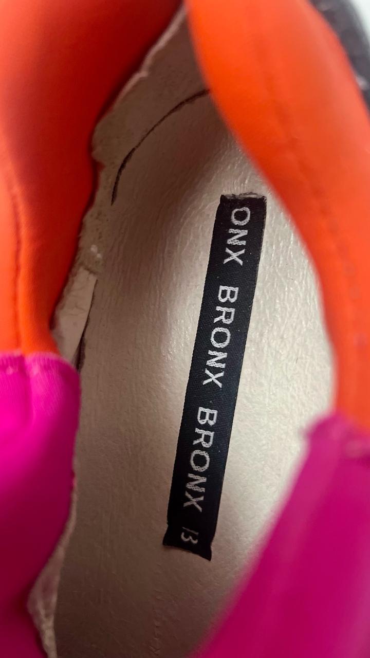 Кроссовки Bronx