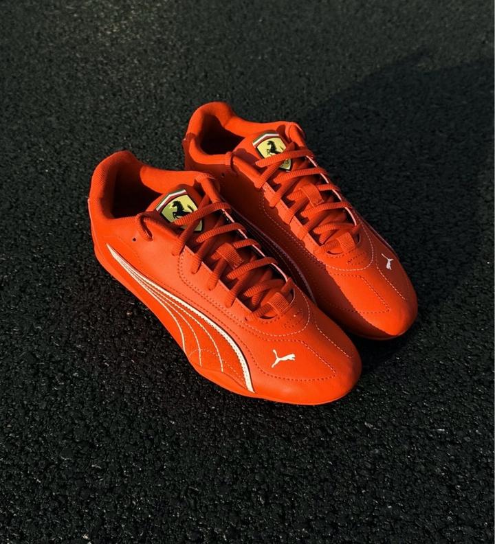 кроссовки puma ferrari оригинал 37 рр ОЧЕНЬ КЛАССНЫЕ