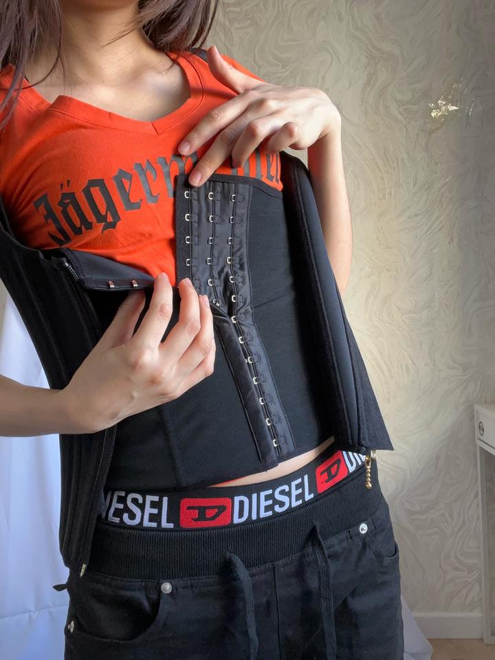 Waist trainer corset