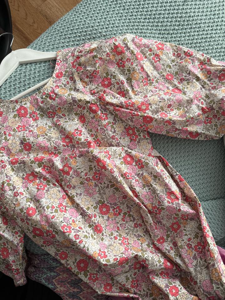 Красивое цветочное платье H&M