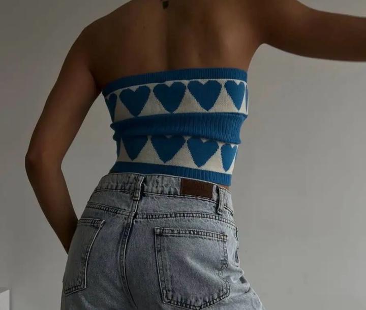 Топ вязаный на пуговицах 𓃦