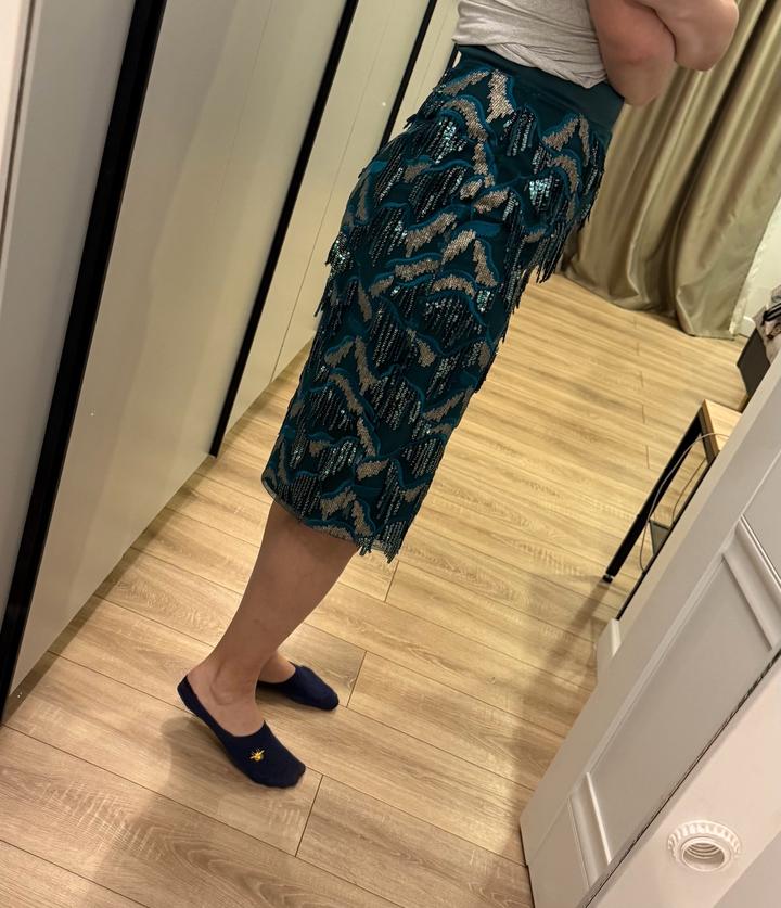 Изумрудная нарядная юбка с висюльками