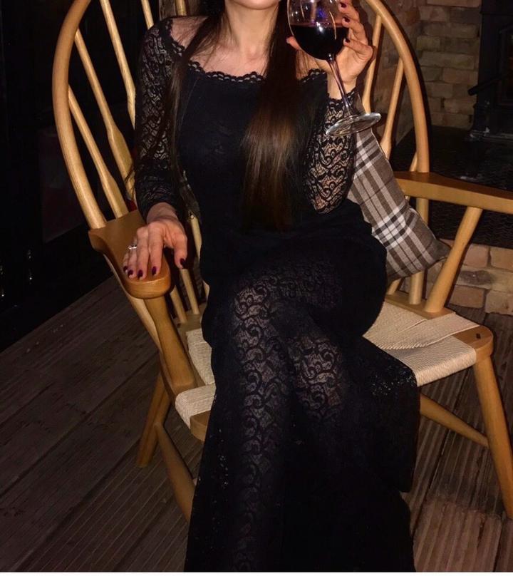 Вечернее кружевное платье