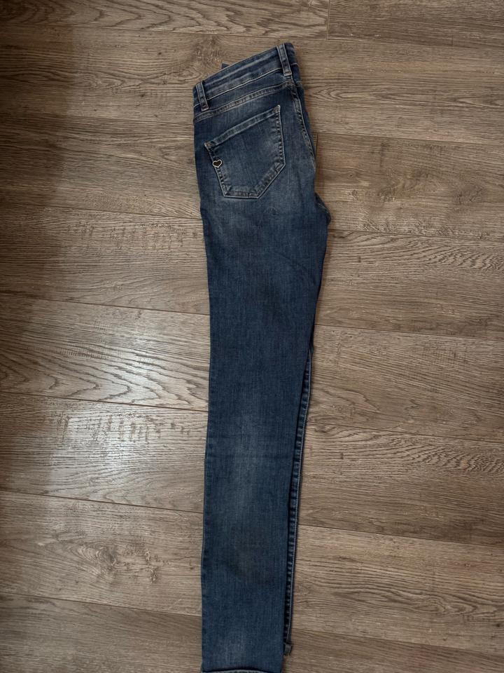 джинсы скини