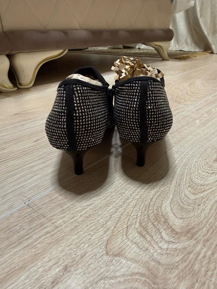 Туфли Zara со стразами