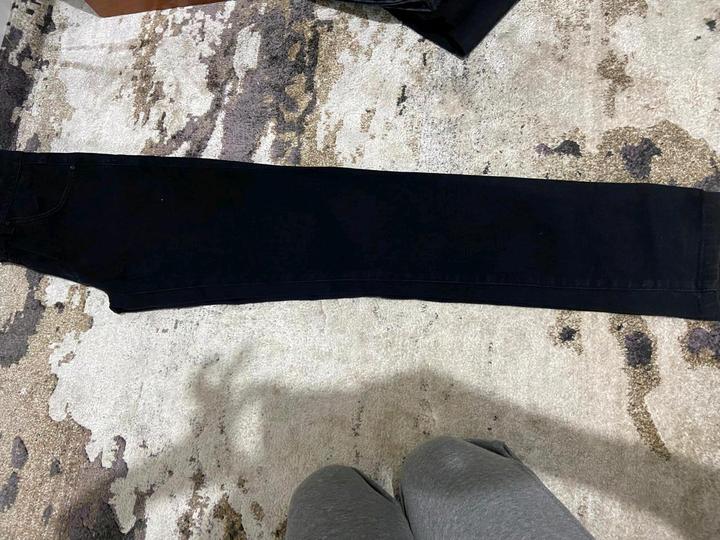 Черные джинсы Mavi