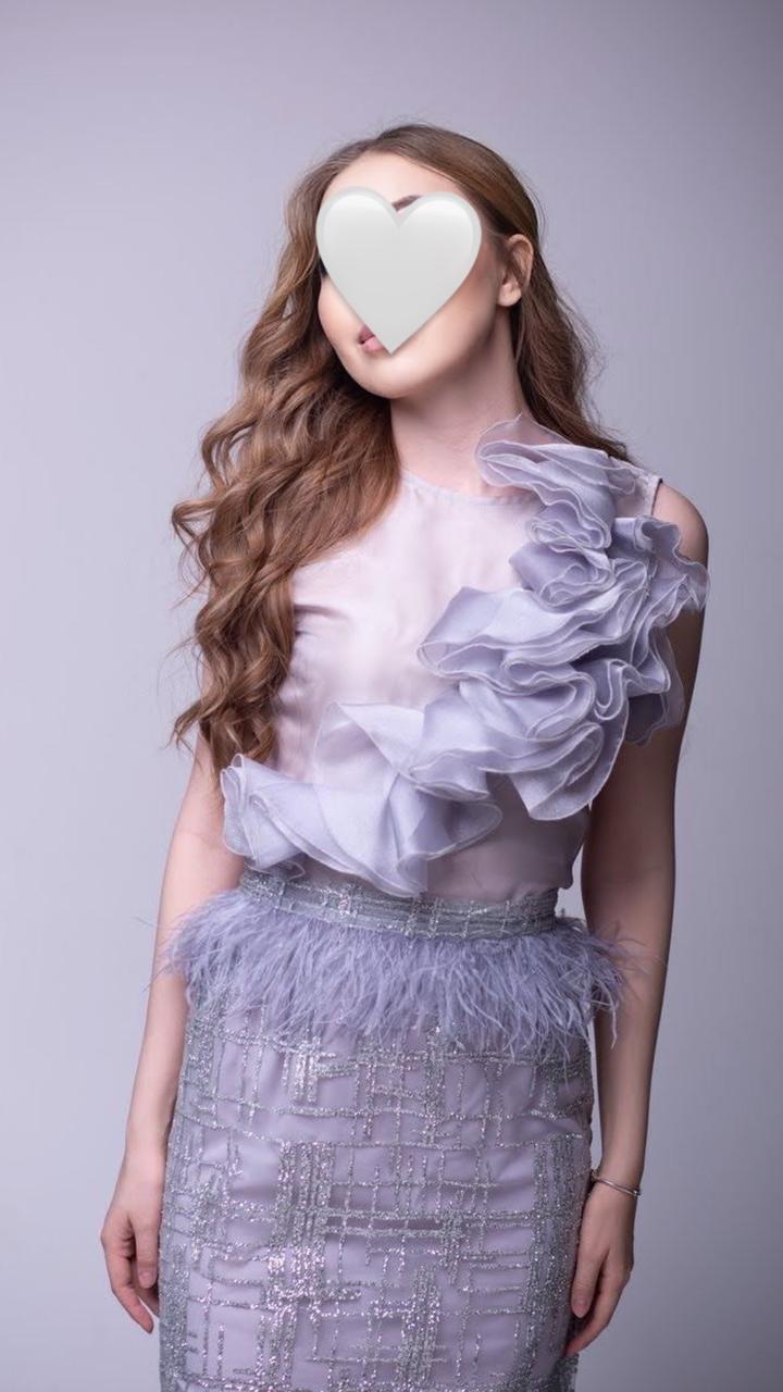 Очень нежное и эффектное платье😍