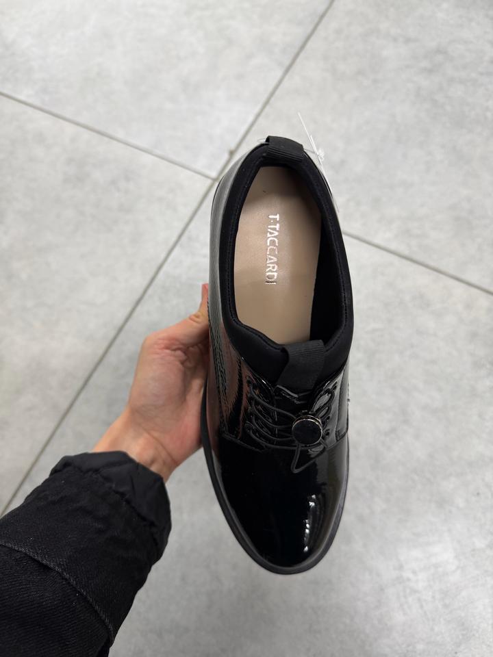 Новая обувь