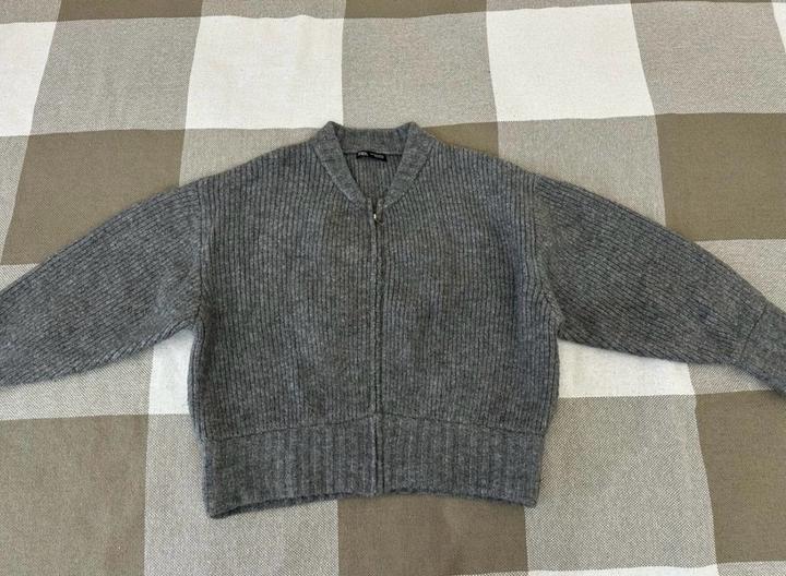 Бомбер Зара