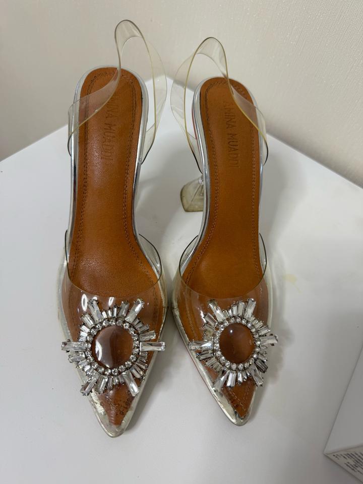 Туфли-слингбэки Amina Muaddi Begum из прозрачного ПВХ с кристаллами