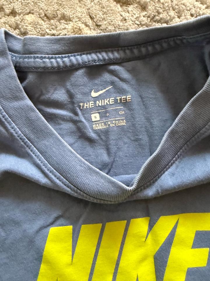 Футболка Nike