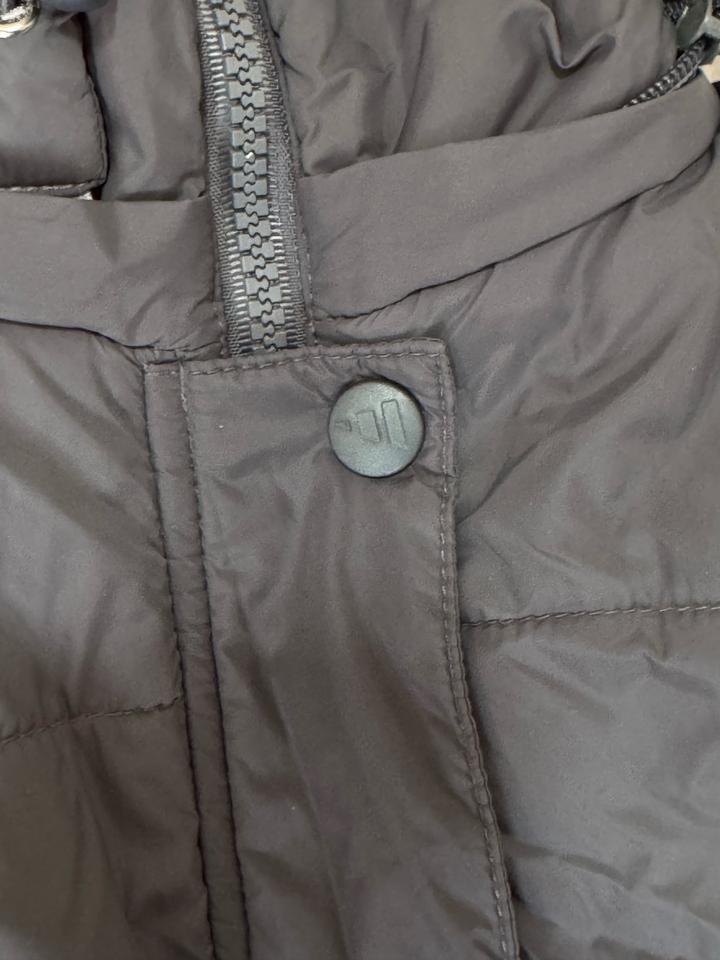 Серая жилетка